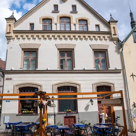 2br 95m2 In Old Town With Free Parking And Sauna! تالين