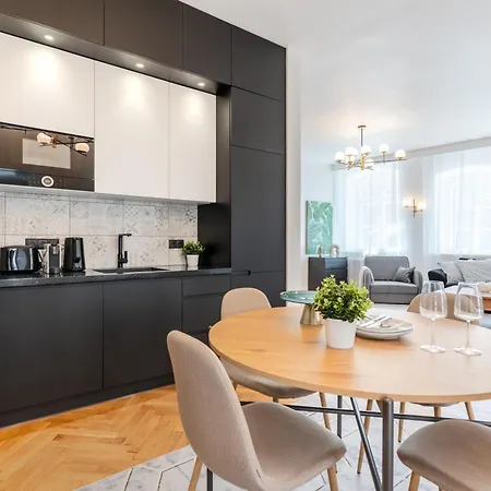 2br 95m2 In Old Town With Free Parking And Sauna! *