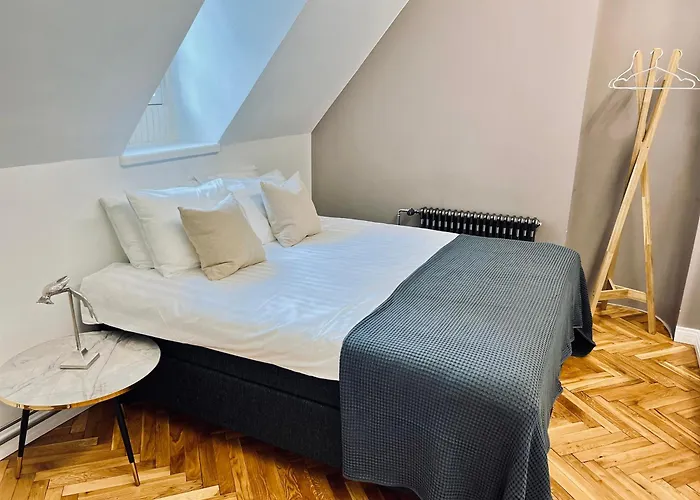 דירה 2br 95m2 In Old Town With Free Parking And Sauna! *