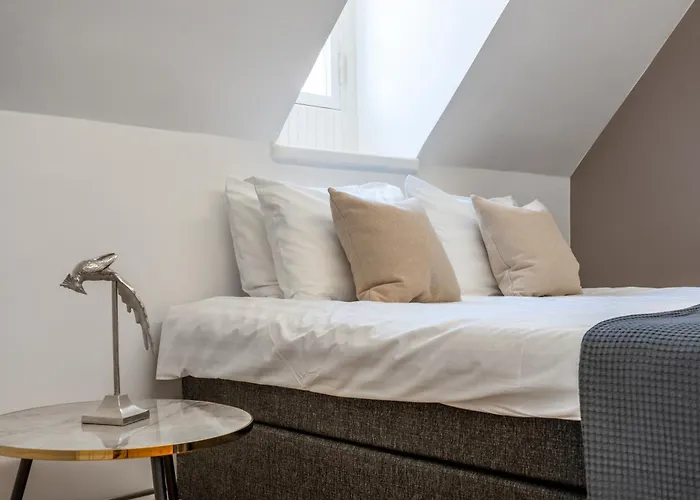 2br 95m2 In Old Town With Free Parking And Sauna! דירה *