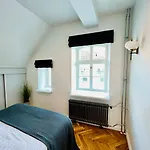 Lejlighed 2br 95m2 In Old Town With Free Parking And Sauna! Tallinn