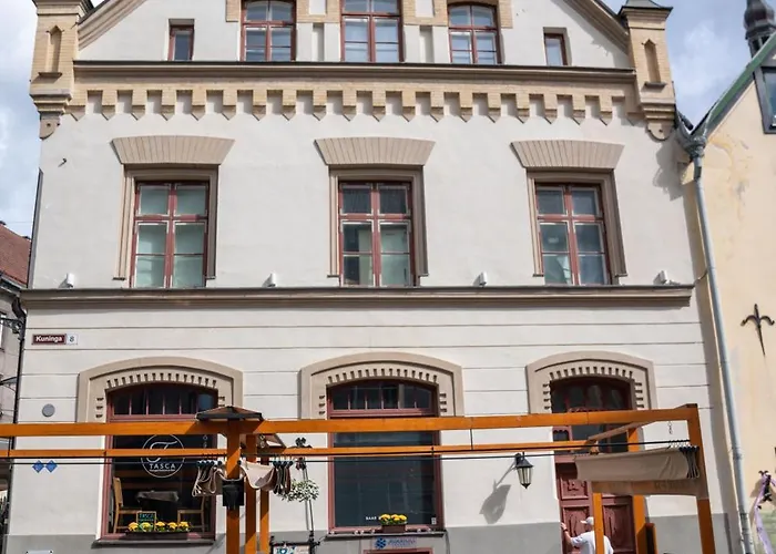 2br 95m2 In Old Town With Free Parking And Sauna! Tallinn